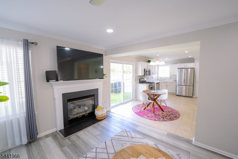 Country Oaks - Residential