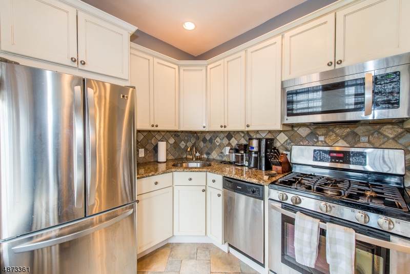 Altamont Court - Residential