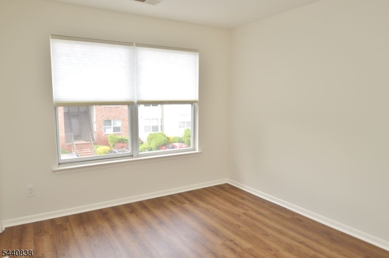 Hanover Park Condos - Residential Lease