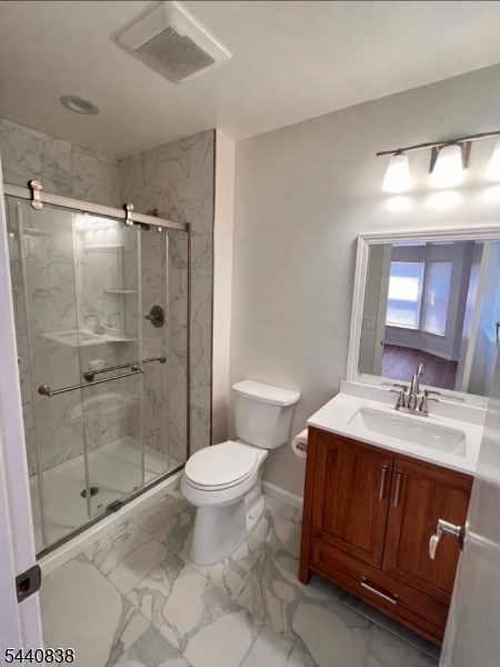 Hanover Park Condos - Residential Lease