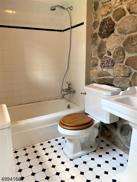 Oak Ridge - Residential