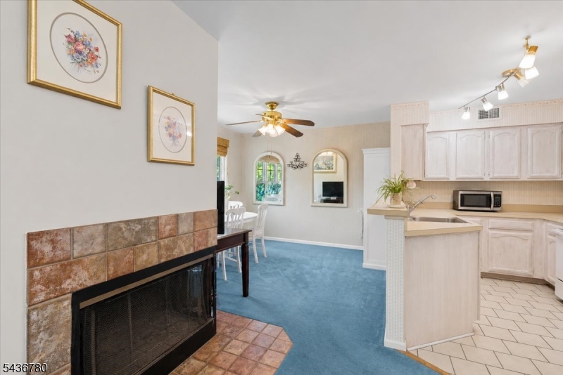 Pointe/Winding Brook Condo - Residential