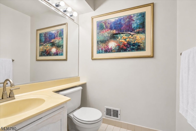 Pointe/Winding Brook Condo - Residential