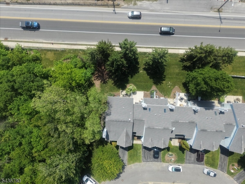 Pointe/Winding Brook Condo - Residential