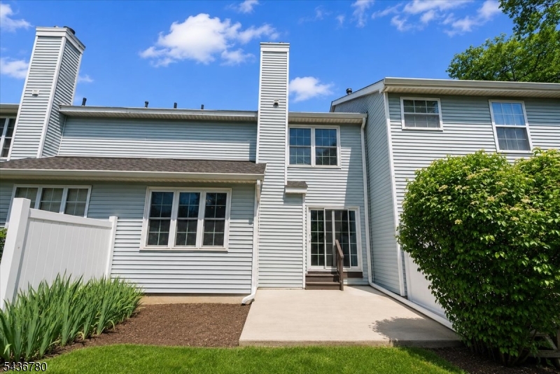 Pointe/Winding Brook Condo - Residential