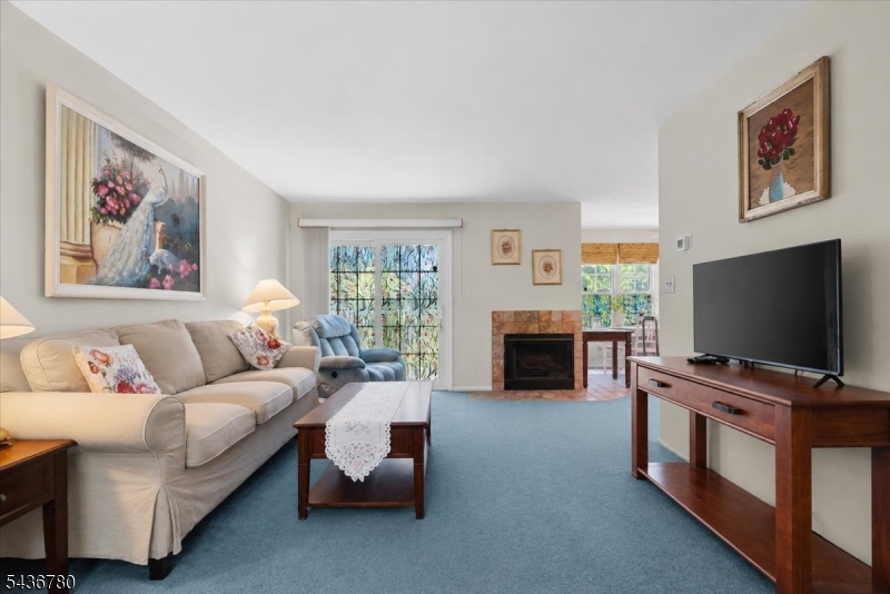 Pointe/Winding Brook Condo - Residential