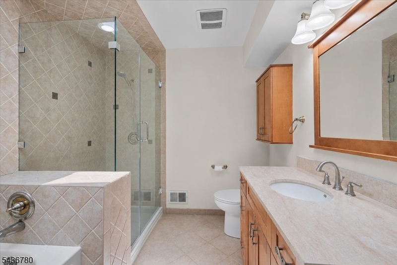Pointe/Winding Brook Condo - Residential