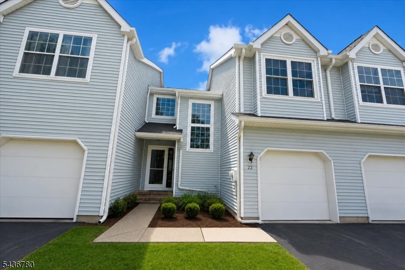 Pointe/Winding Brook Condo - Residential