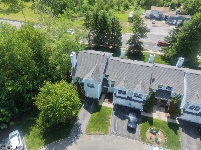 Pointe/Winding Brook Condo - Residential