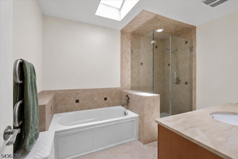 Pointe/Winding Brook Condo - Residential