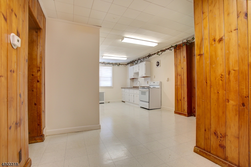 town - Residential Lease