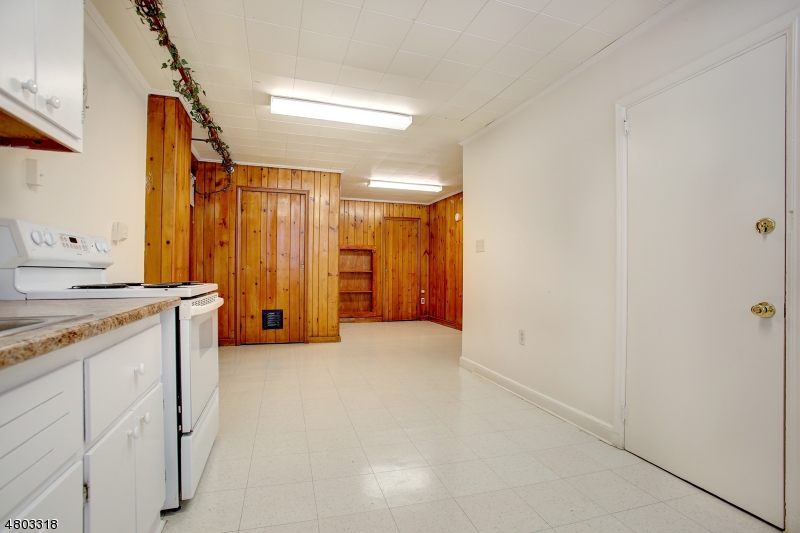 town - Residential Lease