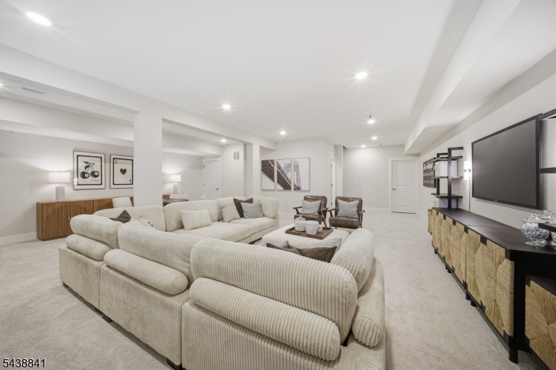 The Ridings at Oakland - Residential