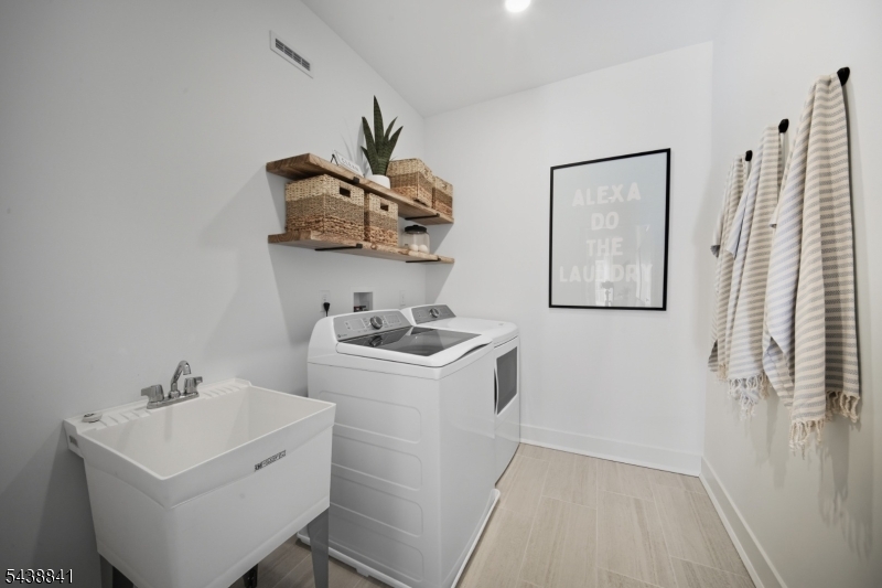 The Ridings at Oakland - Residential