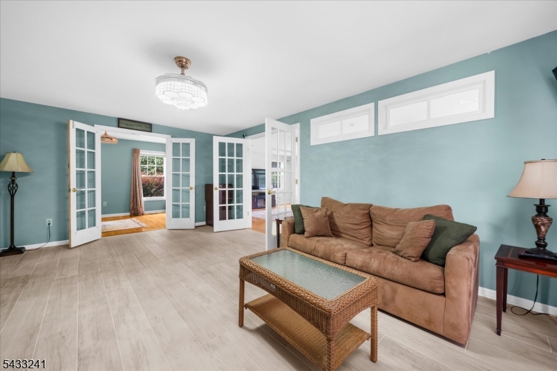 Dory Dilts Estates - Residential