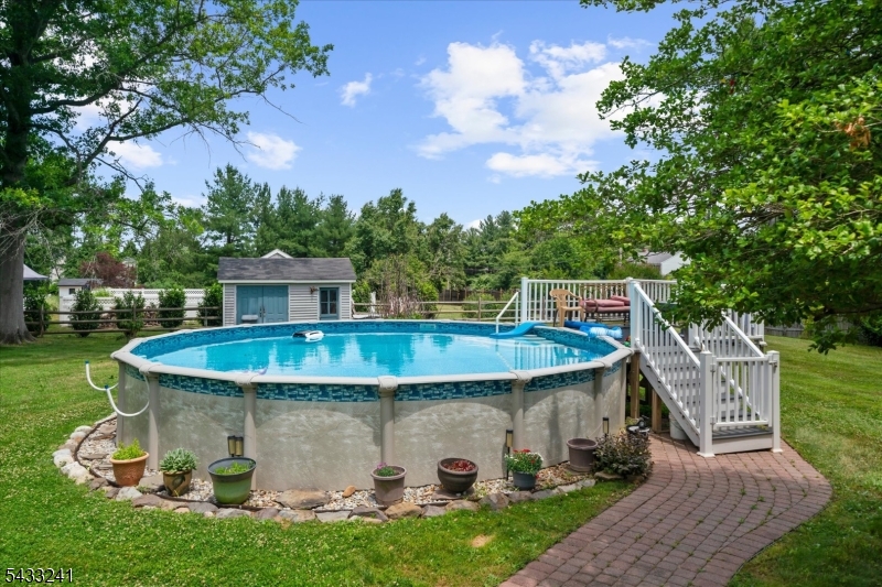 Dory Dilts Estates - Residential