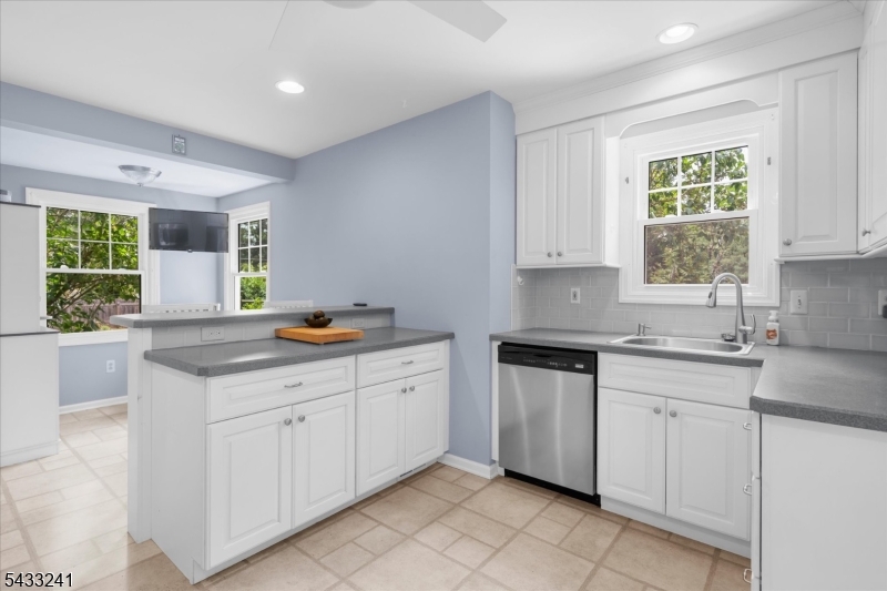 Dory Dilts Estates - Residential