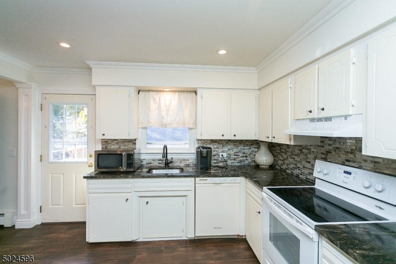 MINE HILL - Residential
