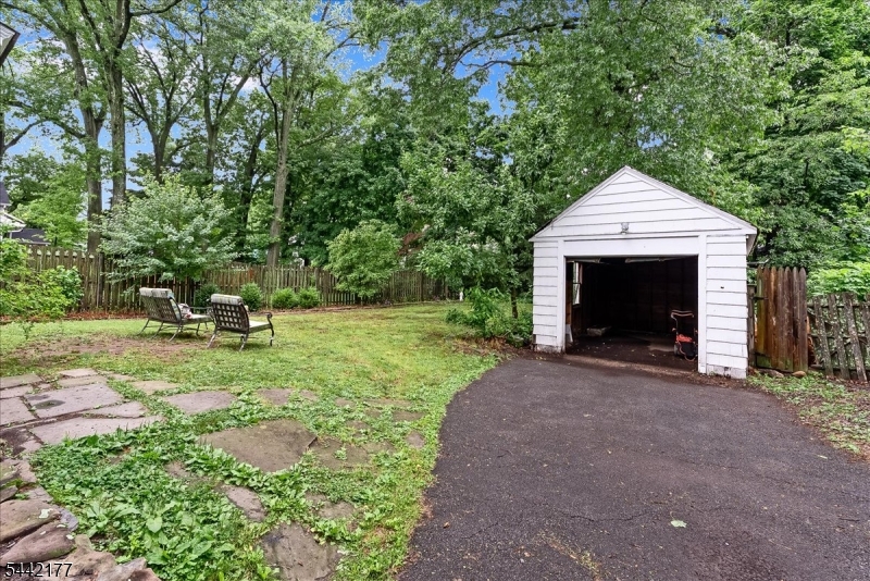 Upper Montclair - Residential