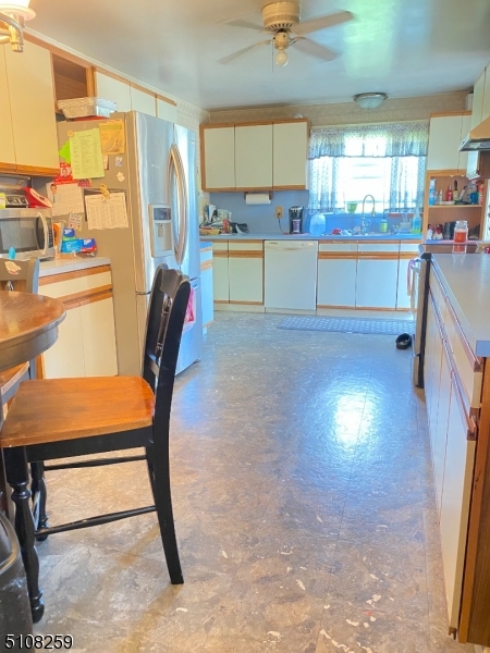 Oak Ridge - Residential Lease