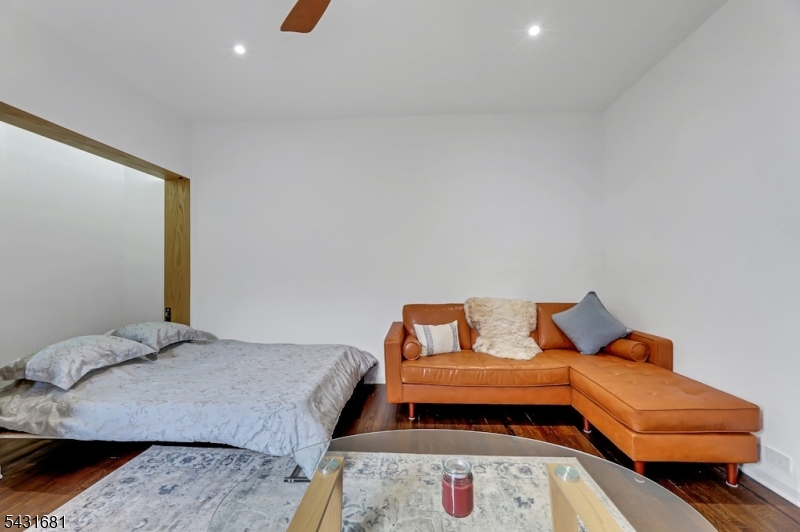 Tudor Arms - Condominium - Residential