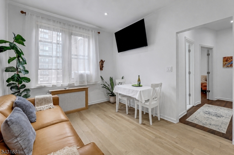 Tudor Arms - Condominium - Residential