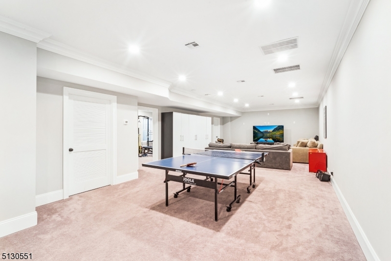 Rolling Hill - Residential