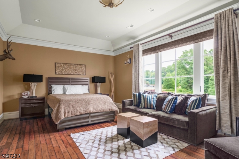 CANAL ROAD - Residential