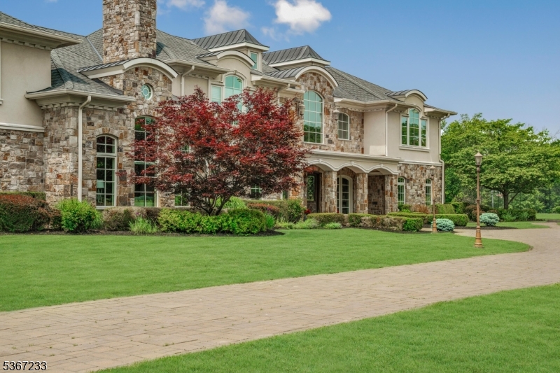 CANAL ROAD - Residential