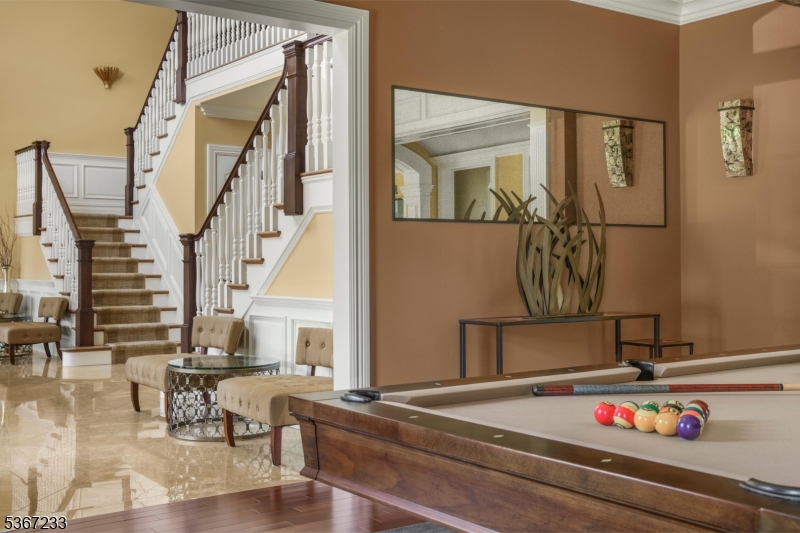 CANAL ROAD - Residential