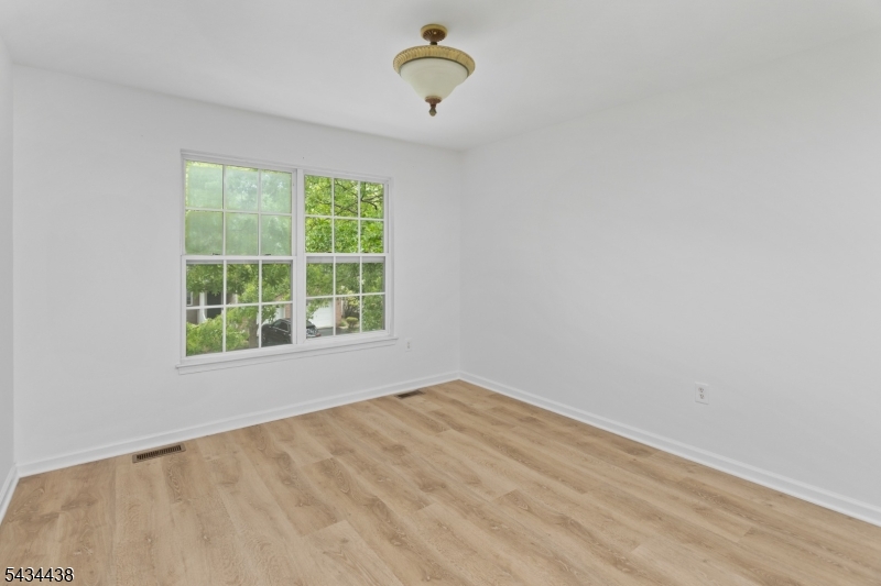Montgomery Hills - Residential