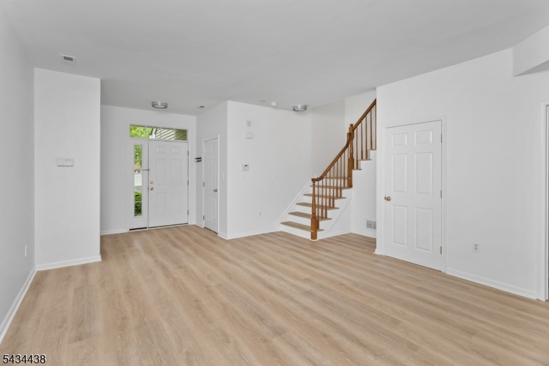 Montgomery Hills - Residential