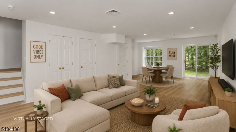 Montgomery Hills - Residential