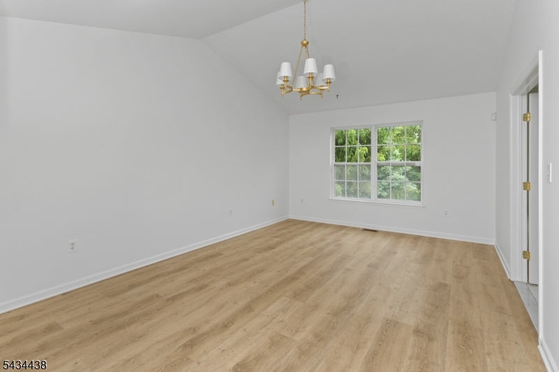 Montgomery Hills - Residential