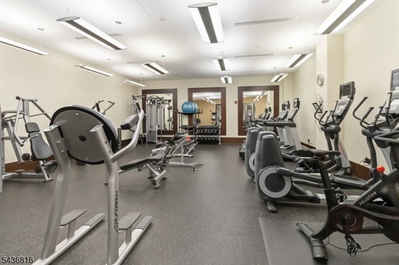 40 Park Place - Residential