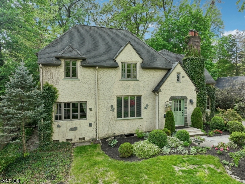 Knollwood - Residential