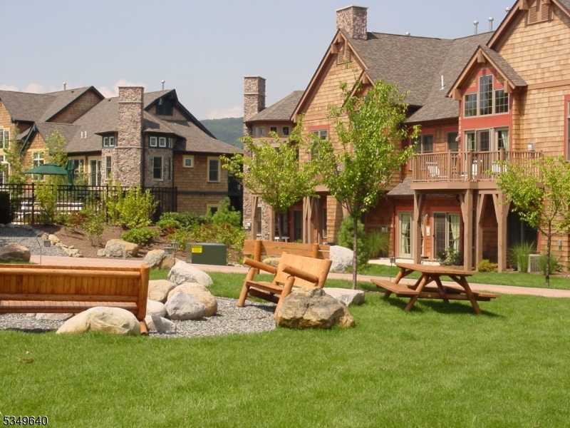Black Creek Sanctuary - Residential