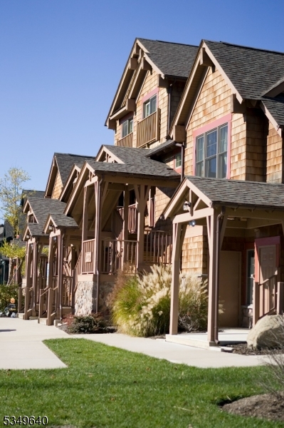 Black Creek Sanctuary - Residential