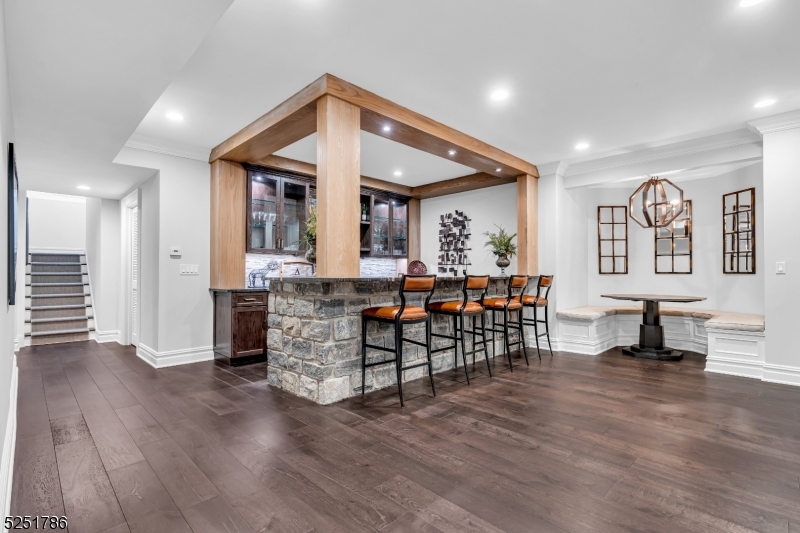 Rolling Hill - Residential