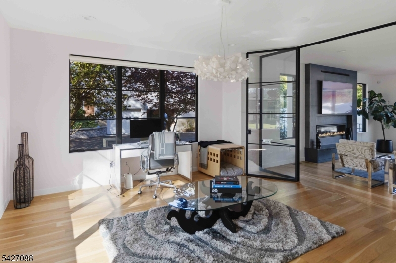 Rolling Hill - Residential