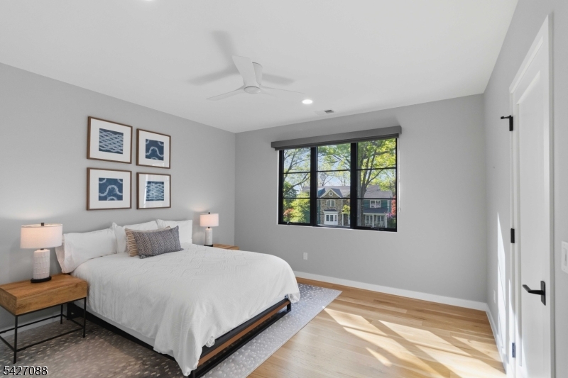 Rolling Hill - Residential