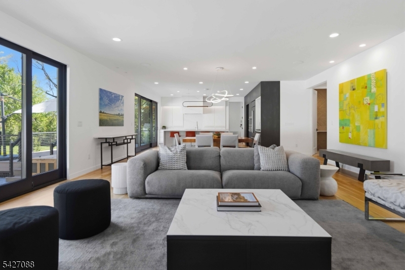 Rolling Hill - Residential