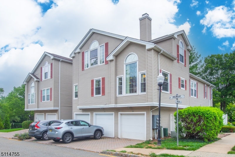 Rose Arbor - Residential