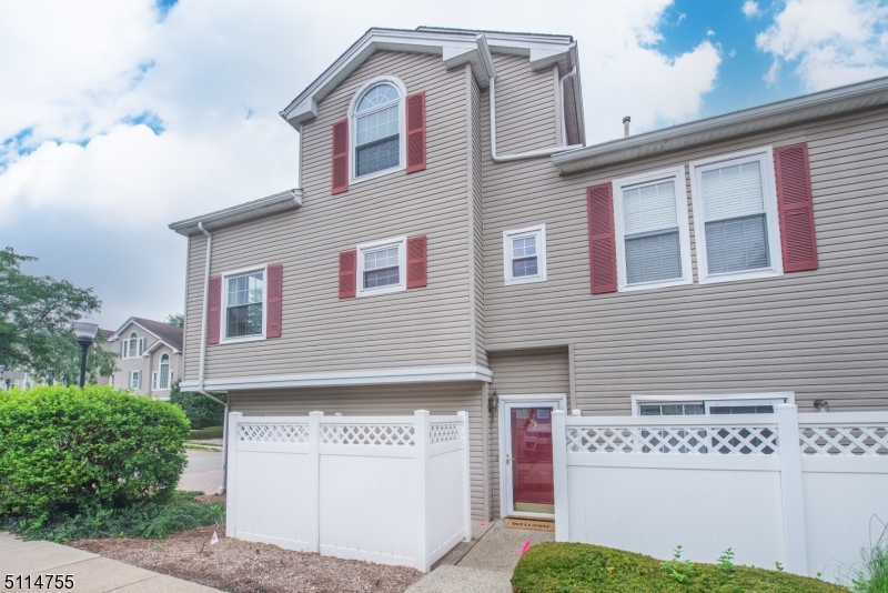 Rose Arbor - Residential