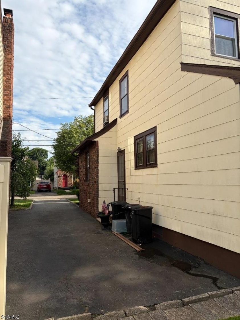 Oak View - Residential