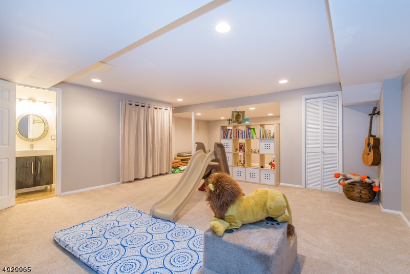 Glenmont Commons - Residential