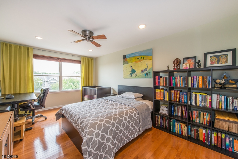 Glenmont Commons - Residential