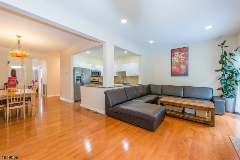 Glenmont Commons - Residential
