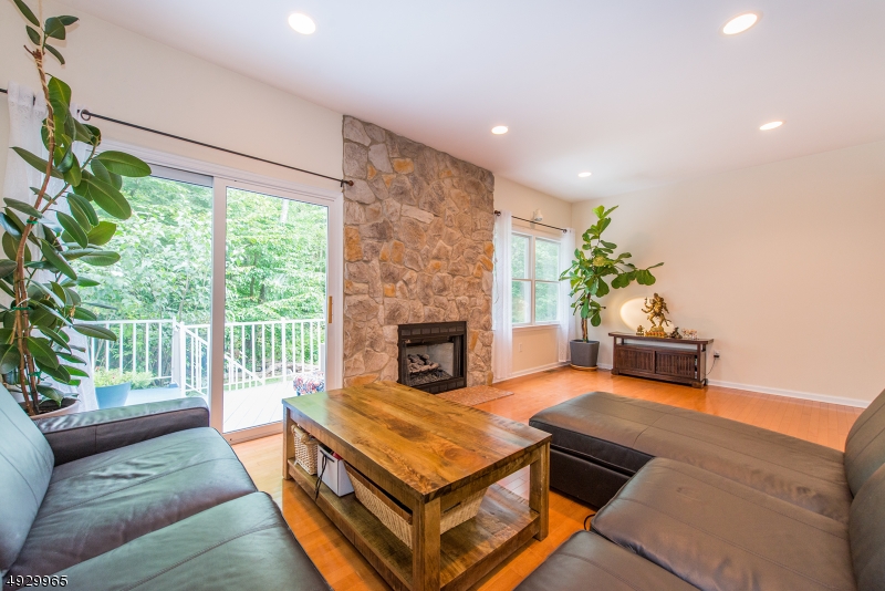 Glenmont Commons - Residential