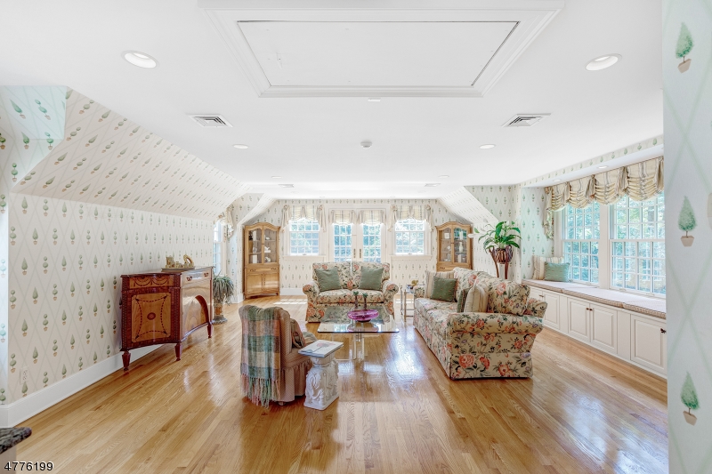 Kimball Circle - Residential